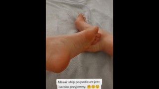 Spuść się na moje stopy, masaż stóp z pomalowanymi palcami, fetysz stóp, nóg i pięt
