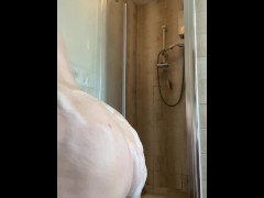 Soapy Twerking Shower Comp🛁🍑😉 - Screenshot 8 of 16 - Soapy Ass