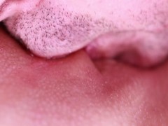 Clit Pump & Suck Multi-Orgasm - Demi Doll