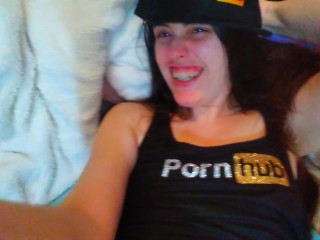 PinkMoonLust Pornhub 25000 订阅者奖盒 我是一个真正的互联网妓女暨荡妇永远 现在耶