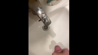 Ejaculação no banheiro