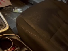 Huge squirt on the car seat - Screenshot 14 of 16 - Squirting Orgasm