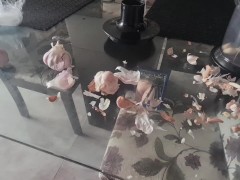 VAGABUNDA MOSTRA A BUCETA NO ESPELHO GOSTOSA