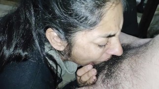 Salio del colegio para chuparmela