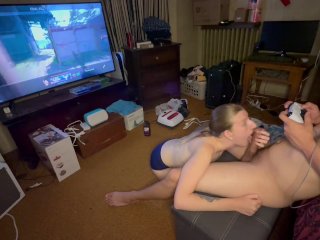 My Fiancé Gives Me a Blowjob While I PlayThe Game