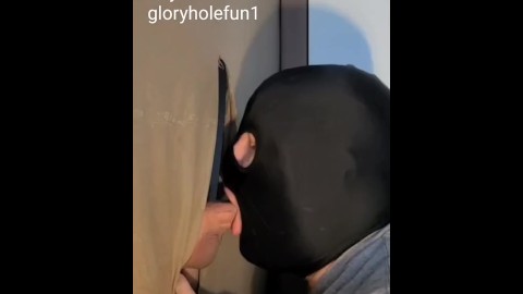 Papa marié hétéro n’avait pas été sucé depuis des mois tire une énorme charge vid pleine vid onlyfans gloryholefun1