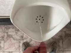 How do boys pee? 10/16