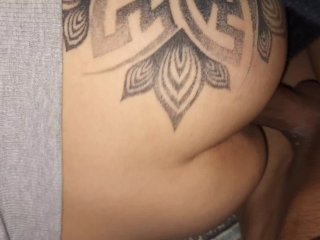 college, tatuada, universitaria, leche adentro