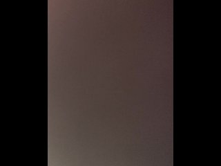 Mi hermanastra toda mojadita pidiendo más, video casero casual