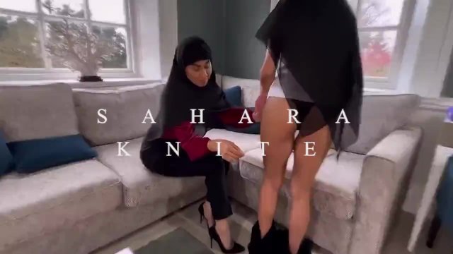 Hijabi Bhabhi Sahara Knite gives Aaliyah Yasin urdu lessons - Sahara Knite
