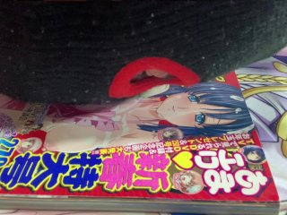 【二次元ぶっかけ】裸エプロンの巨乳人妻にザーメンをNTR顔射