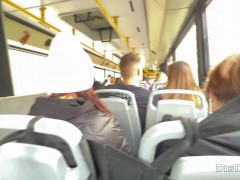 Показал свой член девушке в автобусе полным людей и она отсосала мне - Screenshot 1 of 16 - Handjob