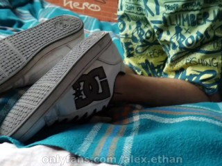 Поклонение ногам и Алекса