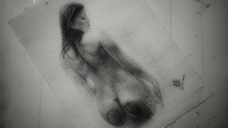 Эротическое искусство дези сексуальная бхабхи, принимающая душ, показывает свою большую задницу ASMR