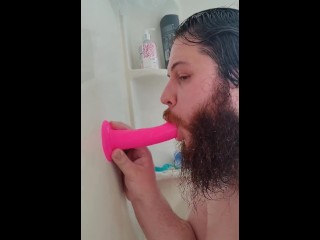 Deepthroating a 7.5 Inch Dildo