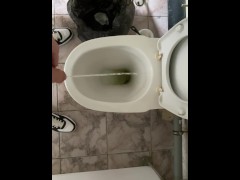 How do men pee in a public toilet? POV