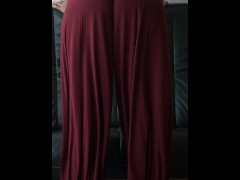 Red pants - Screenshot 4 of 16 - Sexwife