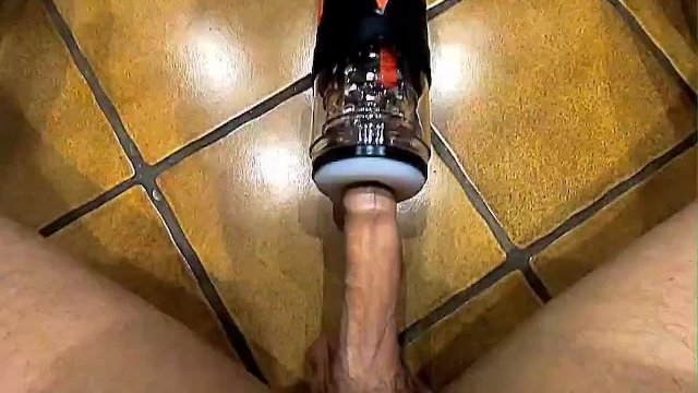 I love sextoys. Orgasm!!! Cumshot!!!