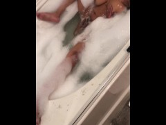 Bubble bath - Screenshot 16 of 16 - Ebony Milf