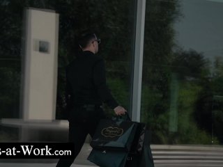 Alexis Crystal, the business woman anal sex lover screenshot number 0