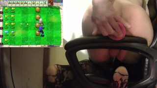 Femboy Gaming: Plants vs Zombies #4 Riding knotted dildo
