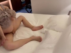 【個人撮影】ドレス姿👗が可愛い彼女をベッドに押し倒して激しい中出しSEXする素人カップル♡／ Japanese amateur hentai ／日本人／素人カップル／おっぱい／美少女／甘々