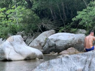 Public outdoor fuck, lover boy Latino Nathan fucks Asian boy Tyler Wu screenshot number 2