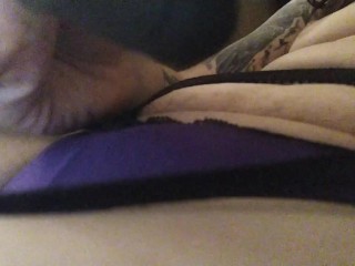 Принцесса играет с вибратором 🥵