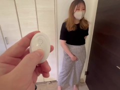 【個人撮影】リモコンバイブを入れて彼氏と初めてのお散歩♡家族で賑わう公園のベンチでイッちゃった♡ HENTAI/ハメ撮り/素人/初体験/プチ露出 - Screenshot 2 of 16 - Japanese