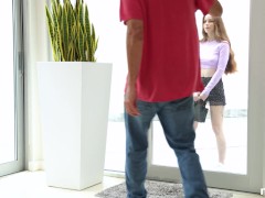 ORGASMS EVERYWHERE for this girl next door - Screenshot 4 of 16 - Casting