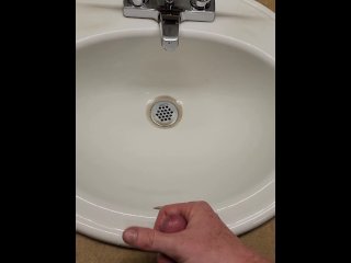 pissing, solo male, exclusive, vertical video