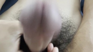 Je ne peux pas arrêter mon désir. Tournage de la troisième masturbation aujourd'hui à bout portant.