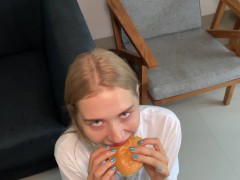 Накончал в бургер неблагодарной суке - Screenshot 16 of 16 - Blonde