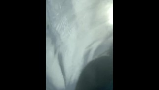 Подводные сиськи