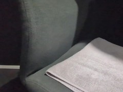 会陰こすりつけオナニーで最後は震えながら大量射精