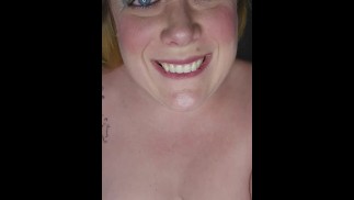 Dripping wet pussy cums squirting for mommy