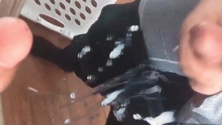 大声呻吟和肮脏的谈话。大规模射精高潮