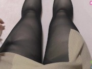 Preview 1 of [ASMR] My girlfriend with plump thighs breaks her pantyhose and gives a thigh job [Hentai] Japanese