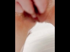 AV見ながらオナニー　クリトリス　クリオナ　オーガズム - Screenshot 7 of 16 - Masturbation