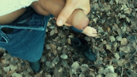 Twink barefoot jerking in the park - cumshot on shoe and foot