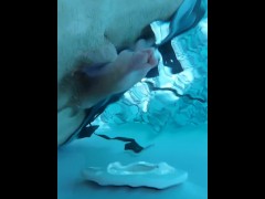 Water jet orgasm in pool - Screenshot 14 of 16 - Underwater Cum