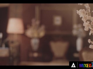 MIXEDX - Stunning Lesbian Zazie Skymm And Veronica Leal Take Turns Fucking Each Others Pussy screenshot number 1