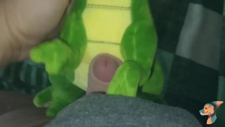 маленький Зеленый динозавр тираннозавр