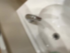 【女性向け（個人撮影）】変態イケメン営業マンが仕事中ムラムラしすぎてスーパーのトイレでオナニー - Screenshot 4 of 16 - Ikemen