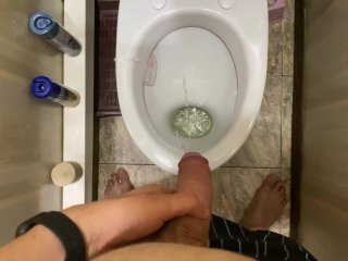 big cock, exclusive, solo female, homme pisse