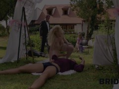 BRIDE4K. Groom's No-Show, Bride's Wedding Woe