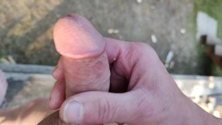 大量的精液在户外抽搐!!