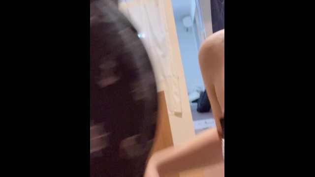 【個人撮影】新婚夫婦イチャラブ映像！嫁のおっぱい揉んだり旦那のチ〇コ弄んだりするプライベート投稿もの。