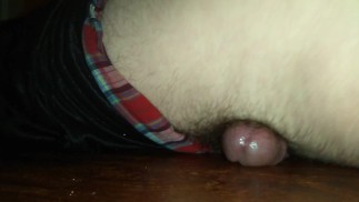 Den Boden zu ficken fühlt sich so verdammt gut an