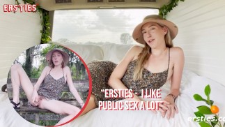 Ersties - Heiße Blondine Masturbiert An Einem Öffentlichen Ort